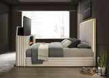 Villa White King Platform Bed from Happy Homes - Luna Furniture
