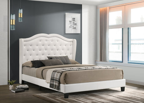 Paradise White King Platform Bed - Luna Furniture
