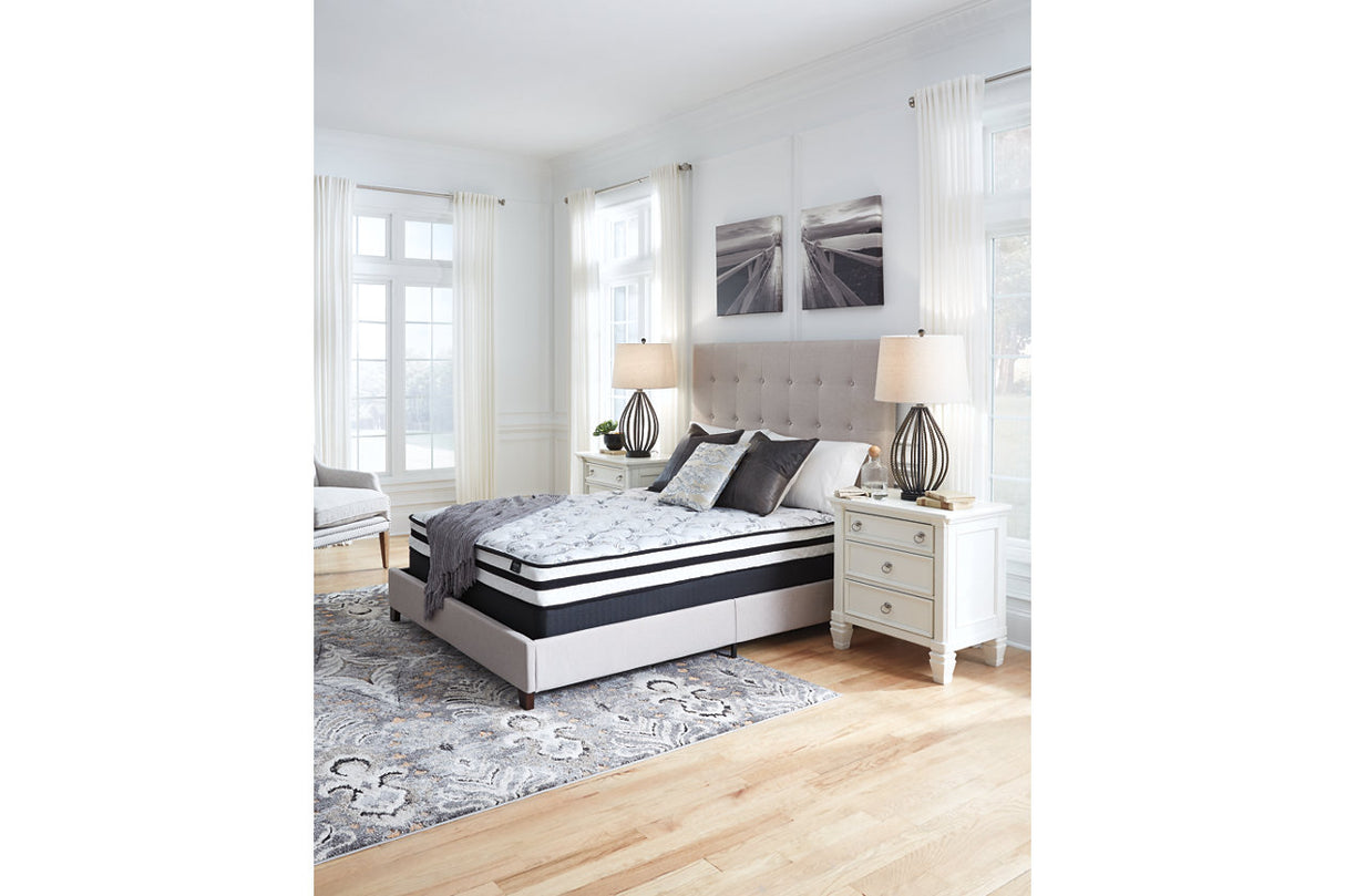 8 Inch Chime Innerspring White Twin Mattress in a Box from Ashley - Luna Furniture