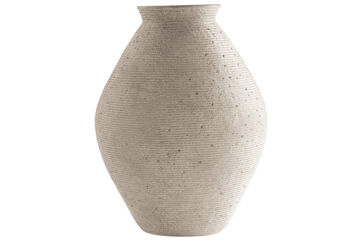 Hannela Antique Tan Vase from Ashley - Luna Furniture