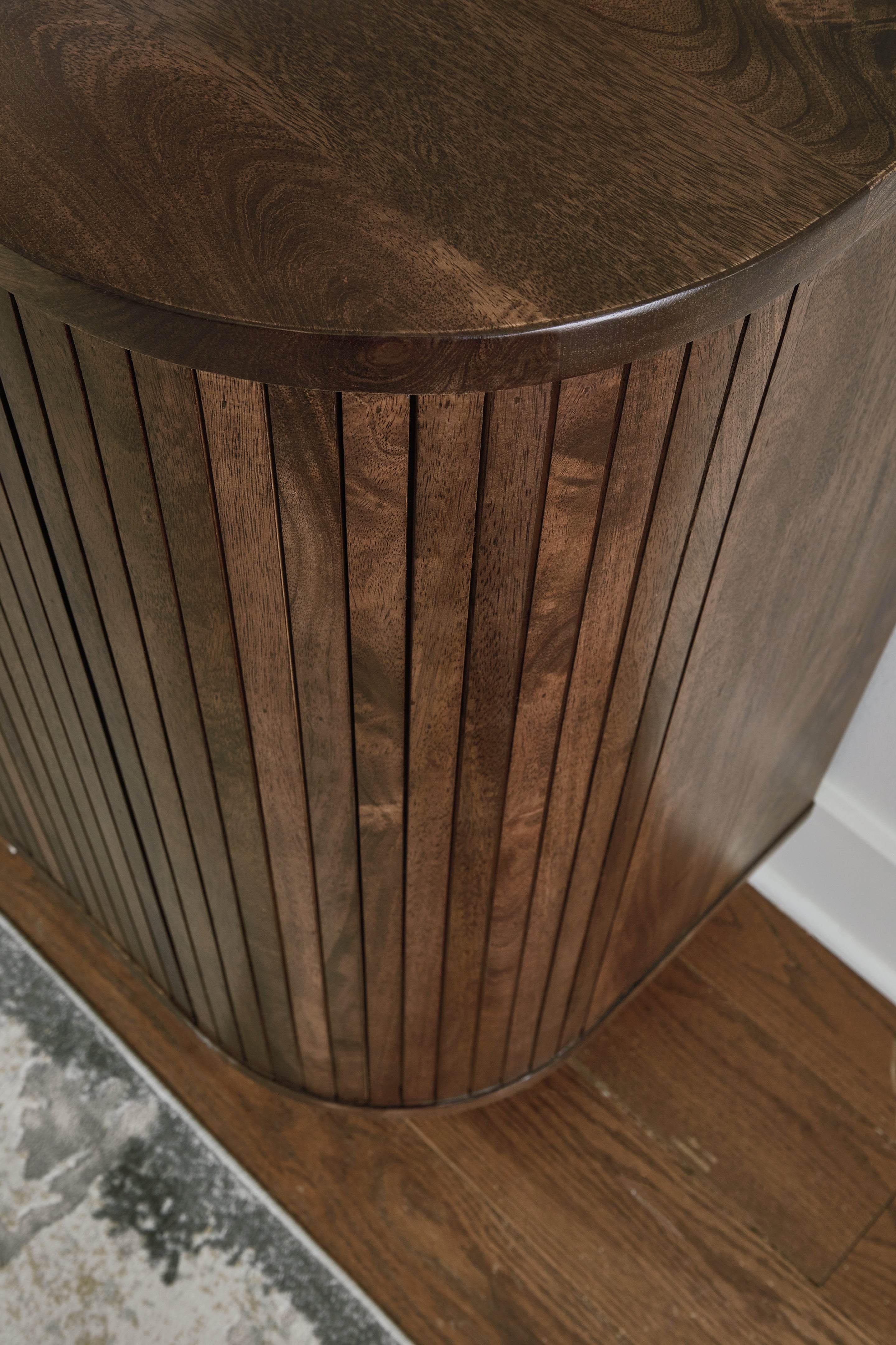 Ashley Amickly Dark Brown Accent Cabinet - Luna Furniture