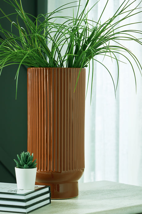 Avalyah Burnt Umber Vase from Ashley - Luna Furniture