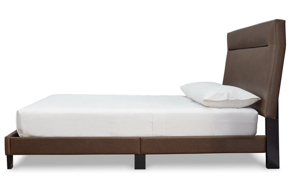 Adelloni Brown Queen Upholstered Bed