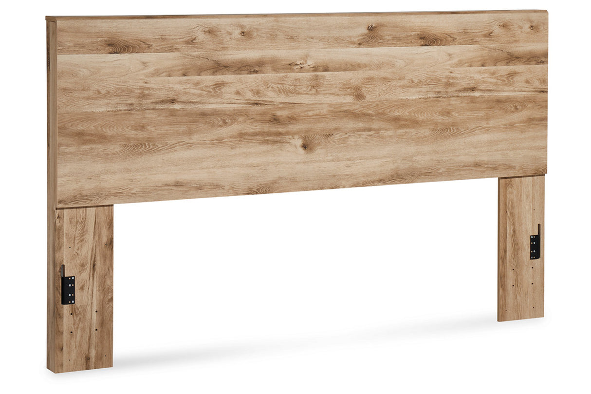 Hyanna Tan Brown Storage Platform Bedroom Set with 4 Drawers from Ashley - Luna Furniture