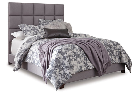 Dolante Gray Queen Upholstered Bed -  - Luna Furniture