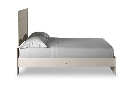 Stelsie White King Panel Bed from Ashley - Luna Furniture