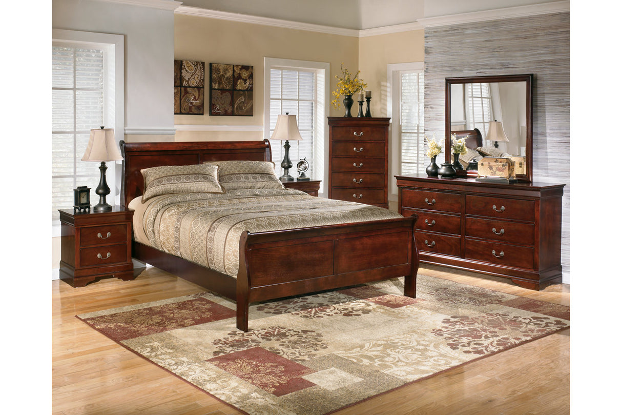 Alisdair Reddish Brown Dresser from Ashley - Luna Furniture