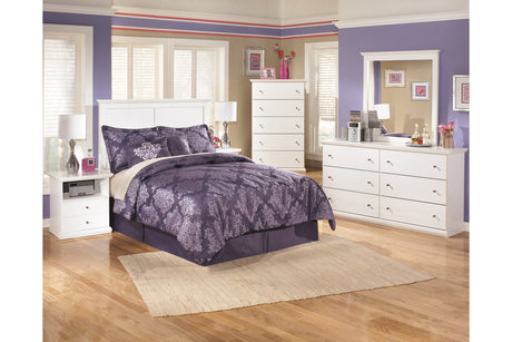 Bostwick Shoals White Dresser from Ashley - Luna Furniture