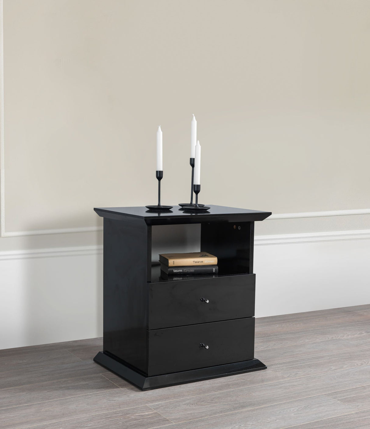 Erika Black 4-Piece Queen Bedroom Set from Nova Furniture - Luna Furniture