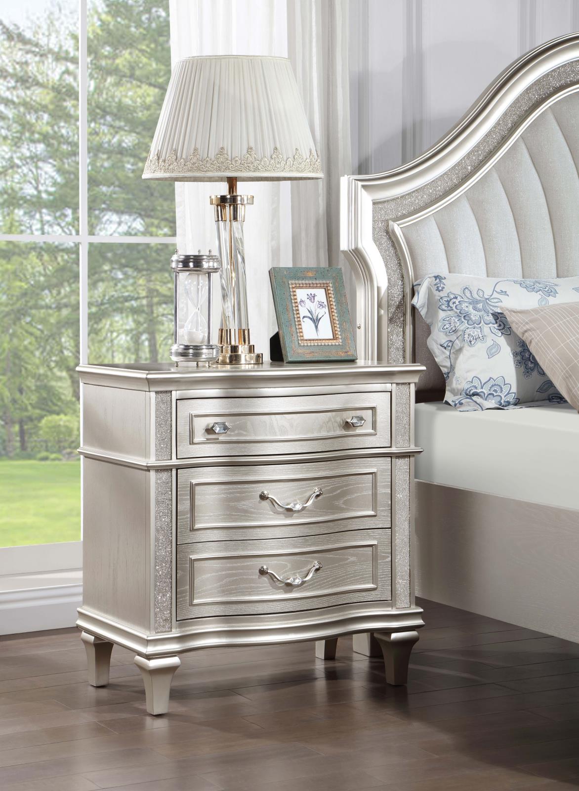 Evangeline Silver Oak 3-Drawer Nightstand from Coaster - Luna Furniture