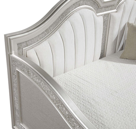 Evangeline Silver and Ivory Upholstered Twin Daybed with Faux Diamond Trim from Coaster - Luna Furniture
