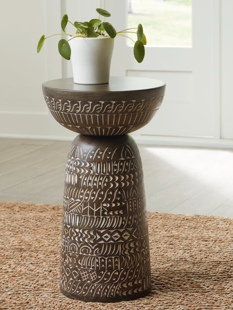Hadcher Cream/Brown Accent Table from Ashley Furniture - Luna Furniture