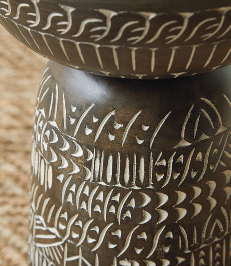 Hadcher Cream/Brown Accent Table from Ashley Furniture - Luna Furniture