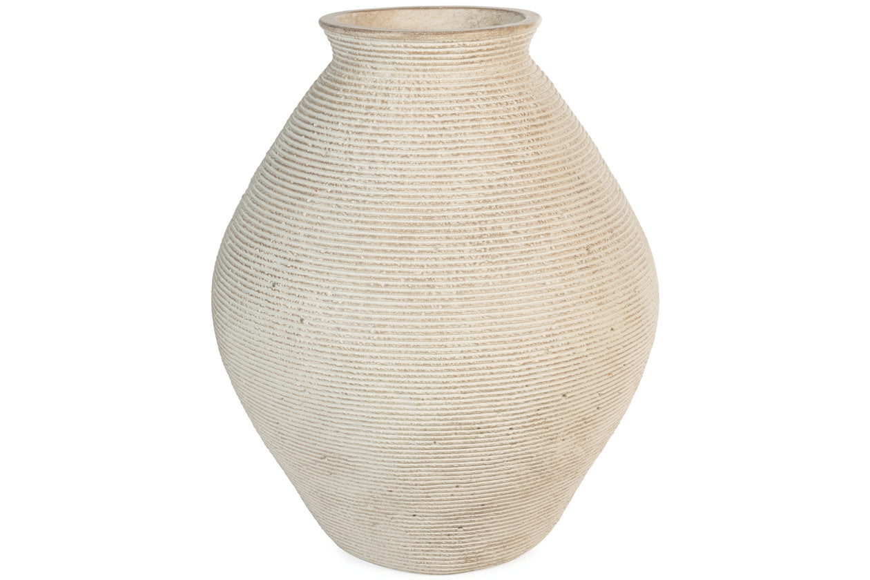 Hannela Antique Tan Vase from Ashley - Luna Furniture