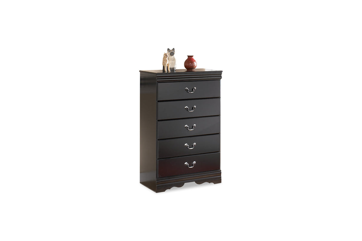 Huey Vineyard Black Chest of Drawers from Ashley - Luna Furniture