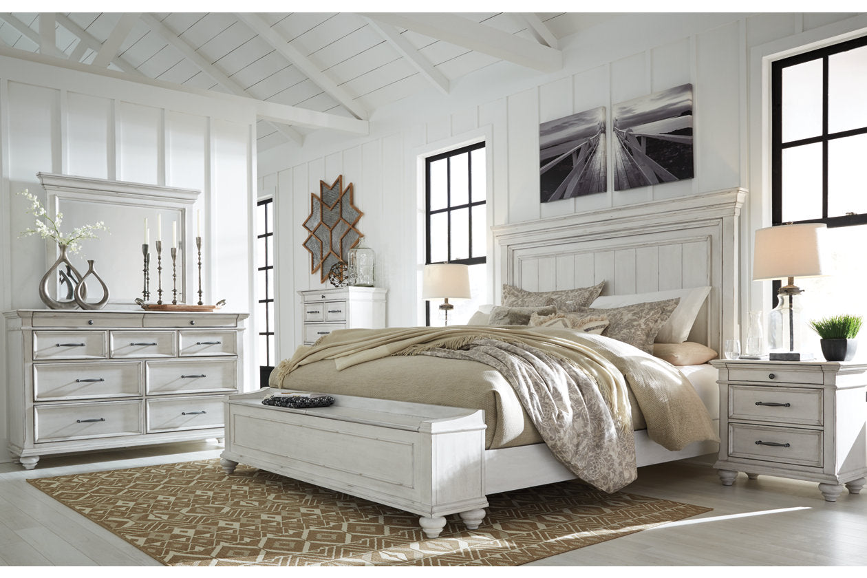 Kanwyn Whitewash King Panel Bed with Storage Bench – Luna Furniture