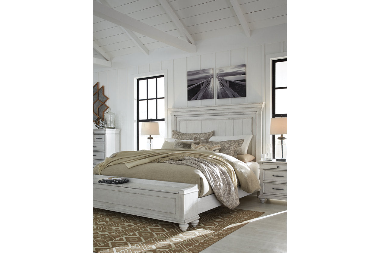 Kanwyn Whitewash King Panel Bed with Storage Bench – Luna Furniture