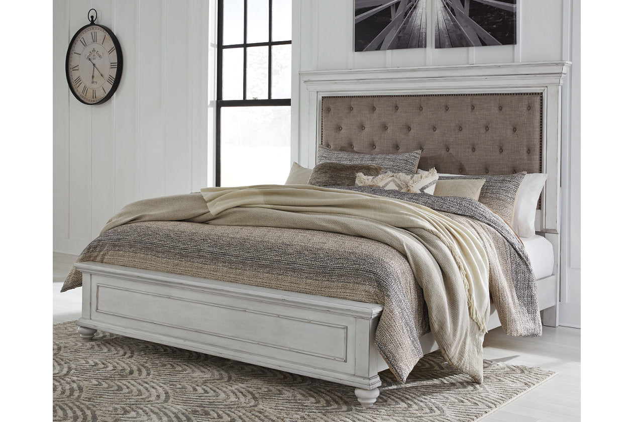 Kanwyn Whitewash Queen Upholstered Panel Bed – Luna Furniture