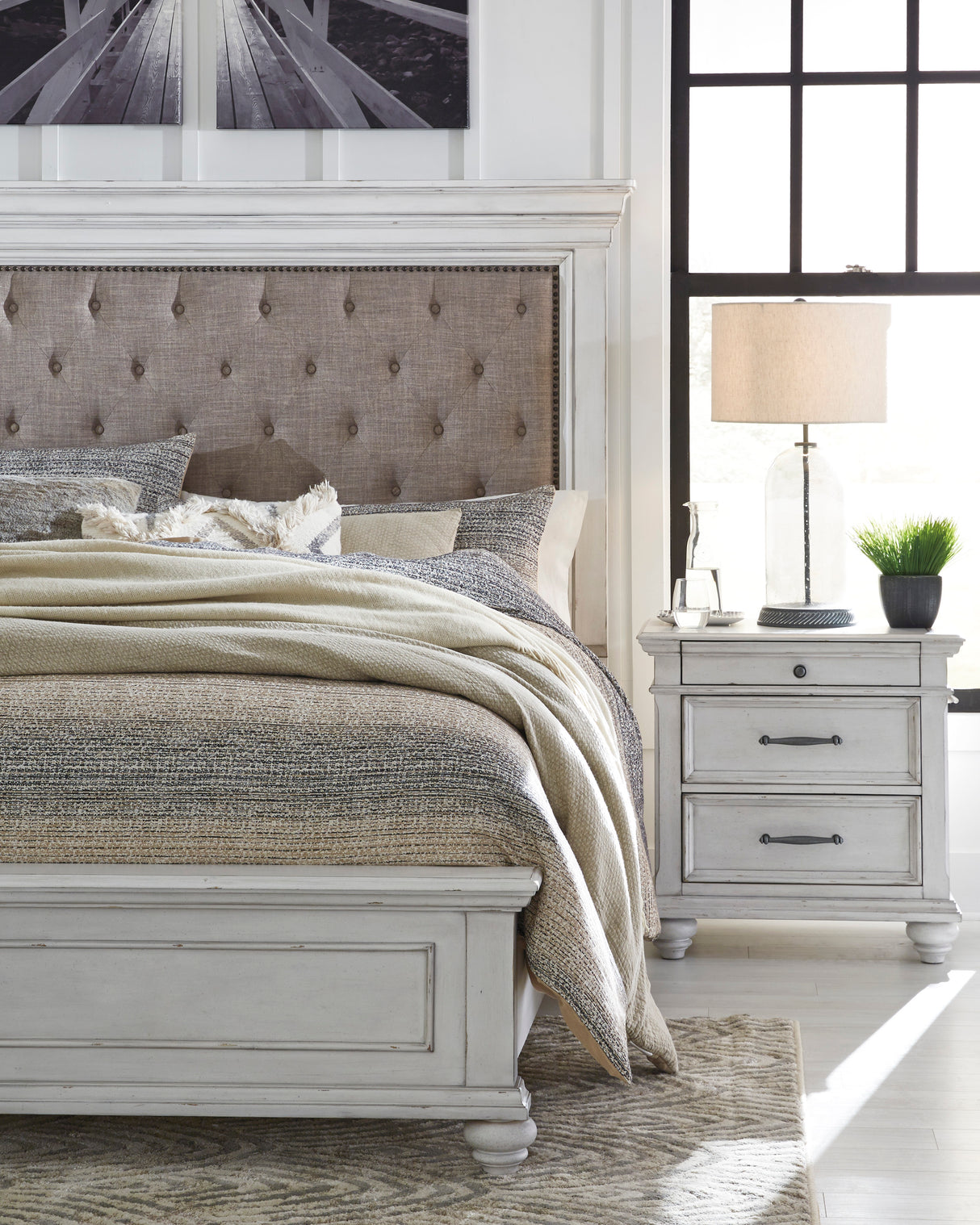 Kanwyn Whitewash Upholstered Panel Bedroom Set from Ashley - Luna Furniture