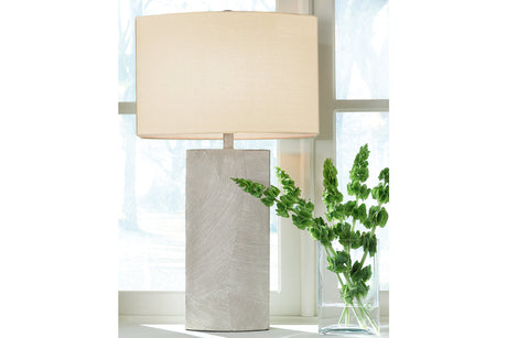 Bradard Brown Table Lamp -  - Luna Furniture