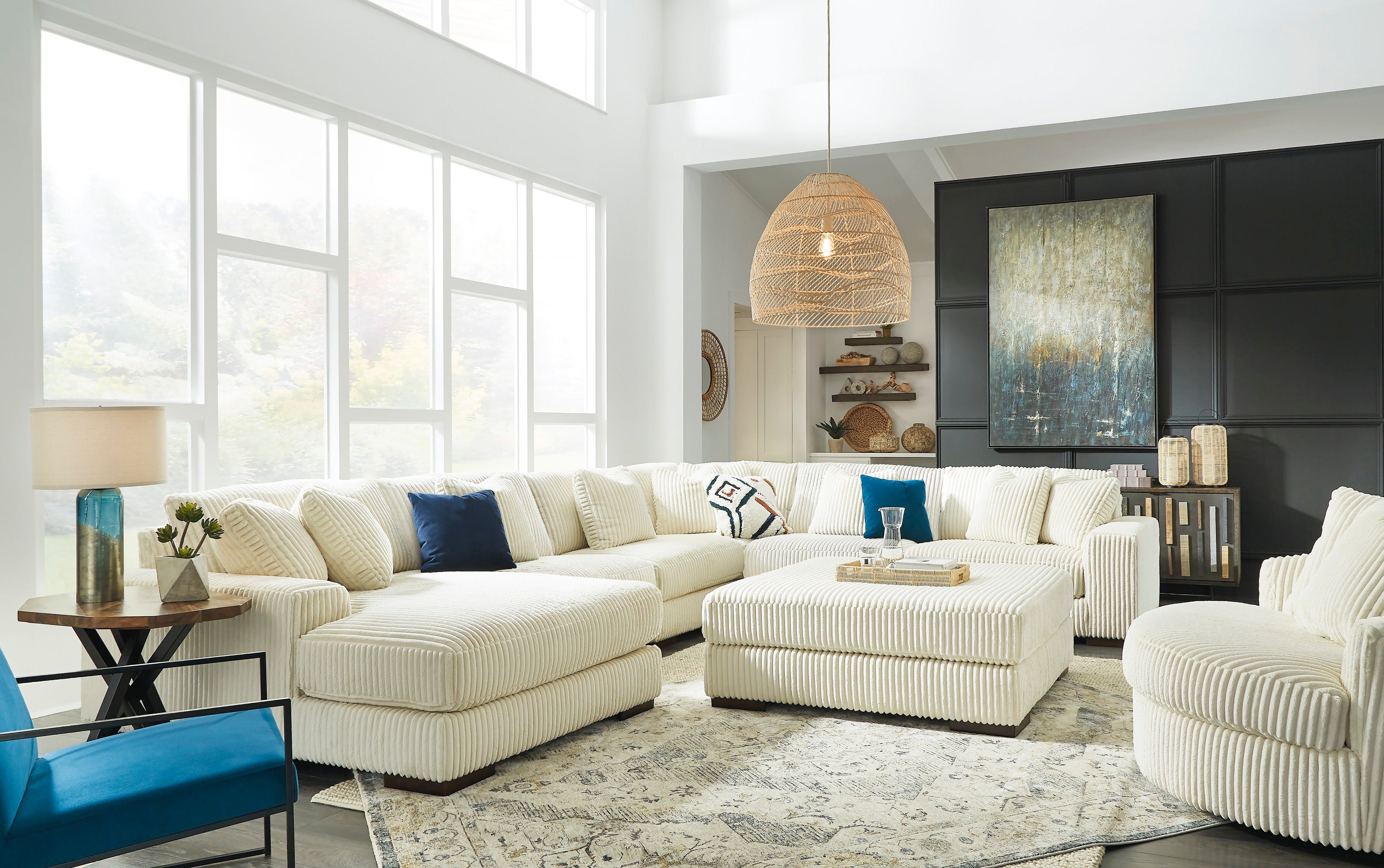 Lindyn Ivory 6-Piece LAF Chaise Sectional – Luna Furniture