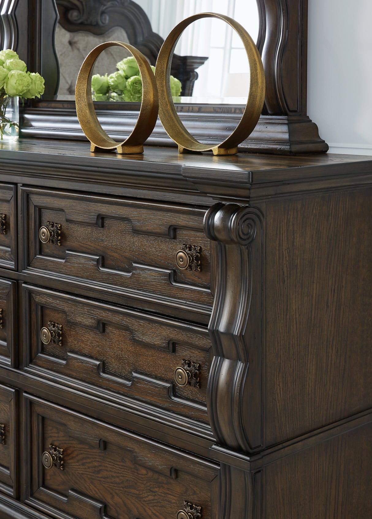 Maylee Dark Brown Dresser - Luna Furniture Maylee Dark Brown Dresser - Luna Furniture
