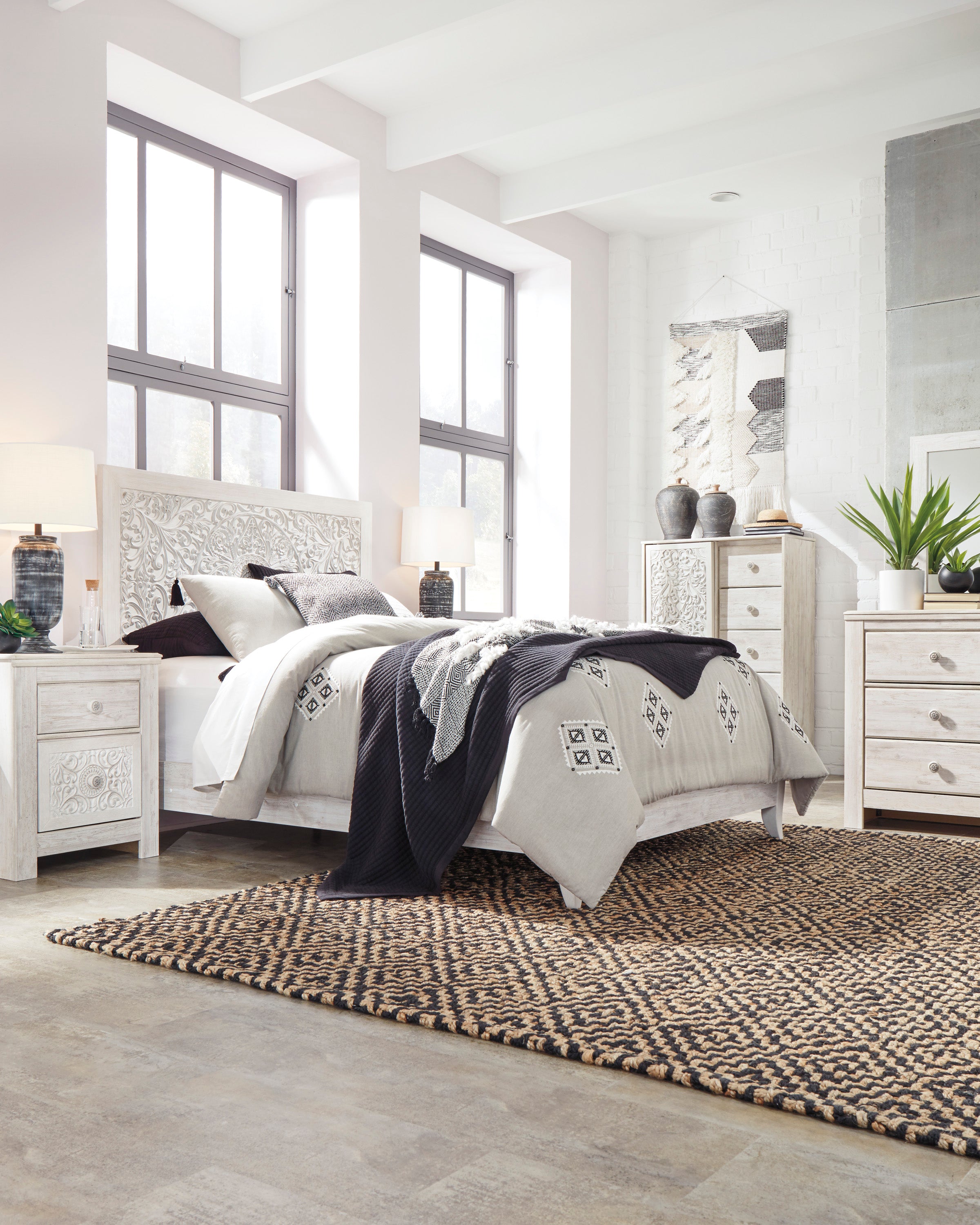 Paxberry Whitewash Panel Bedroom Set - Luna Furniture