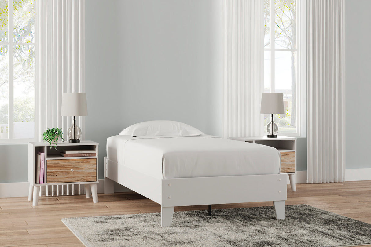 Piperton White Twin Platform Base Bed from Ashley - Luna Furniture