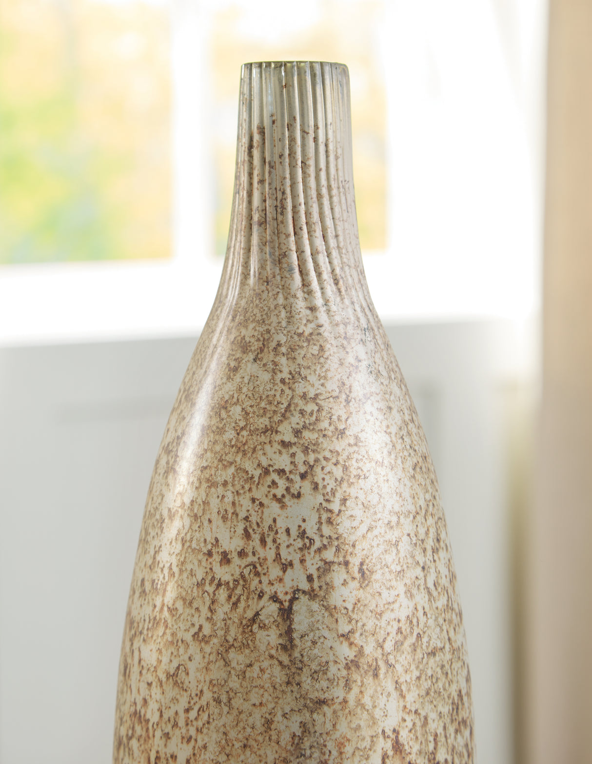 Plawite Antique Silver Finish Vase from Ashley - Luna Furniture