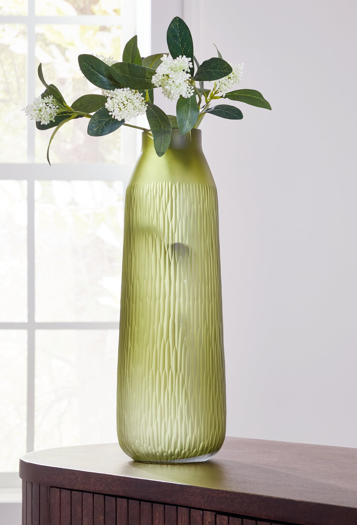Scottyard Olive Green Vase from Ashley - Luna Furniture