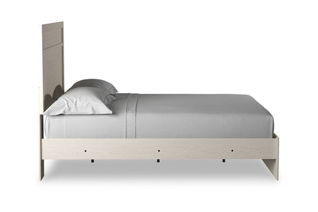Stelsie White Queen Panel Bed from Ashley - Luna Furniture