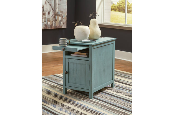 Treytown Teal Chairside End Table