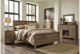 Trinell Brown King Panel Bed from Ashley - Luna Furniture