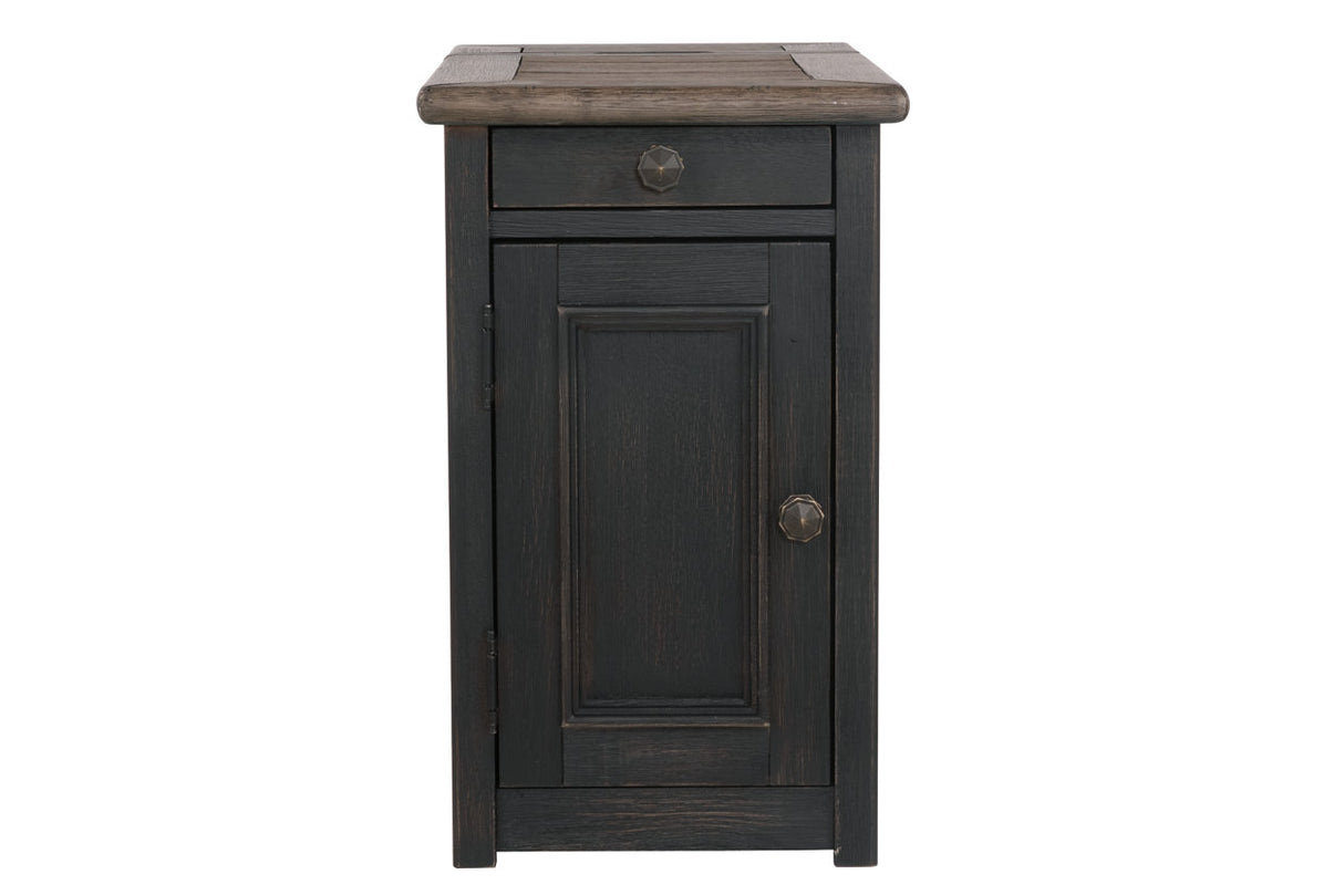 Tyler Creek Grayish Brown/Black Chairside End Table with USB Ports & Outlets from Ashley - Luna Furniture