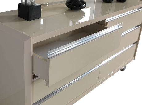 Viola Cream High Gloss Lacquer 4-Piece Queen Bedroom Set from Nova Furniture - Luna Furniture