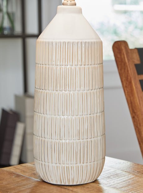 Willport Off White Table Lamp from Ashley - Luna Furniture