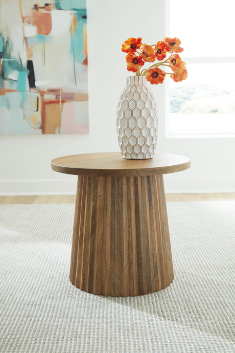 Ceilby Natural Accent Table - A4000602 - Luna Furniture
