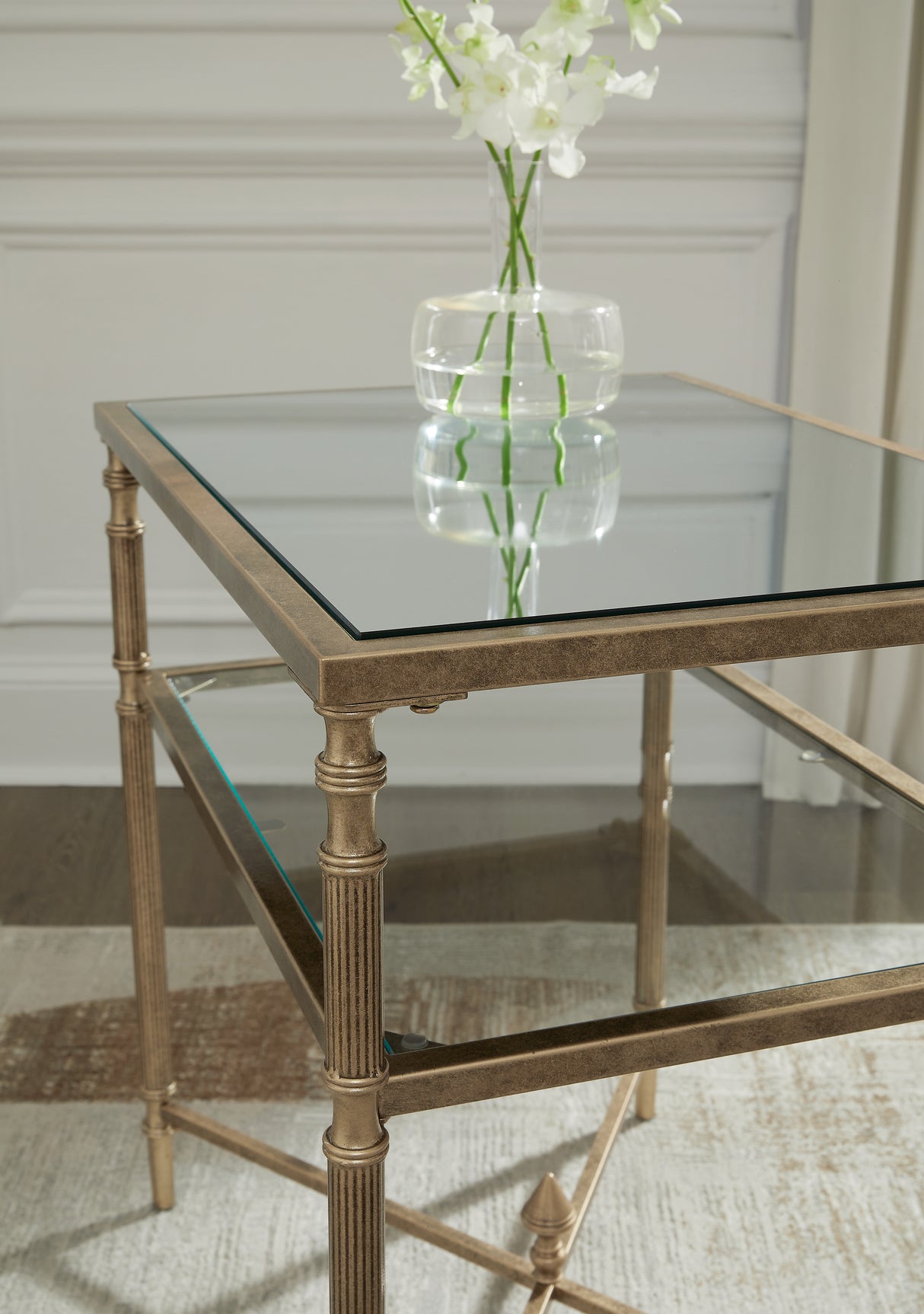 Cloverty Aged Gold Finish End Table - T440-3 - Luna Furniture