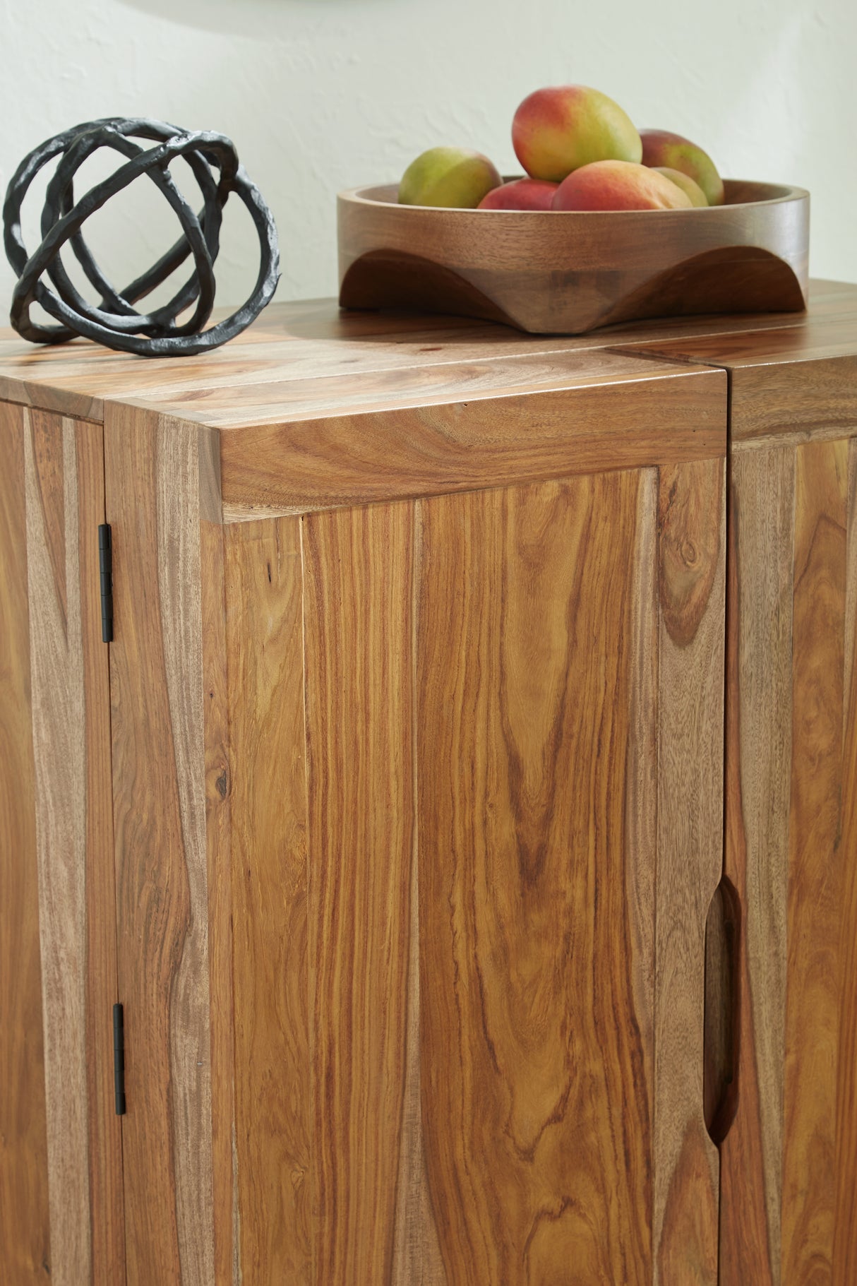 Dressonni Brown Bar Cabinet from Ashley - Luna Furniture