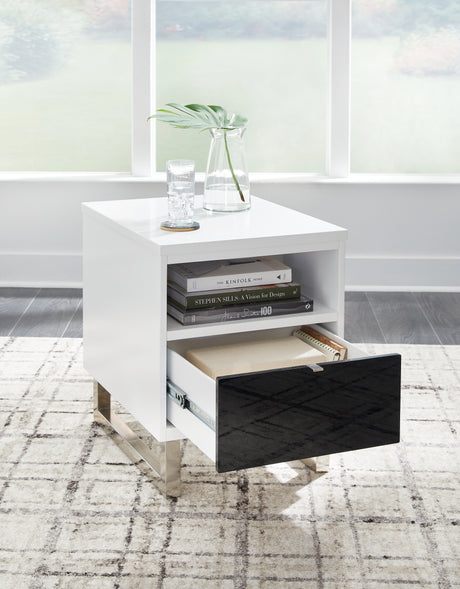 Gardoni White/Black Chairside End Table from Ashley - Luna Furniture