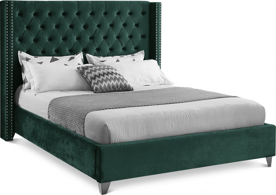 Aiden Green Velvet Queen Bed from Meridian - Luna Furniture