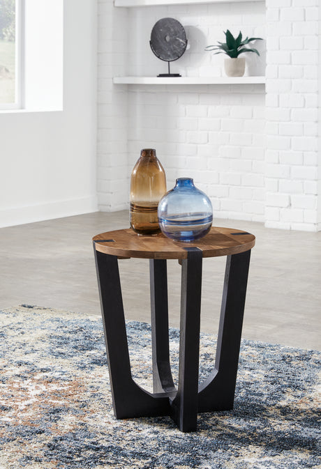 Hanneforth Brown/Black End Table - T726-6 - Luna Furniture