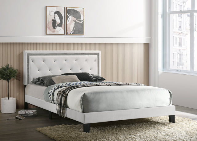 Passion White King Platform Bed - Luna Furniture